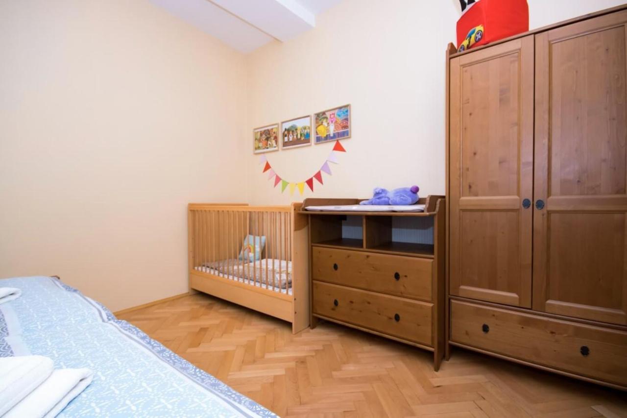 Ecomfort Apartment Kecskemet Exterior photo